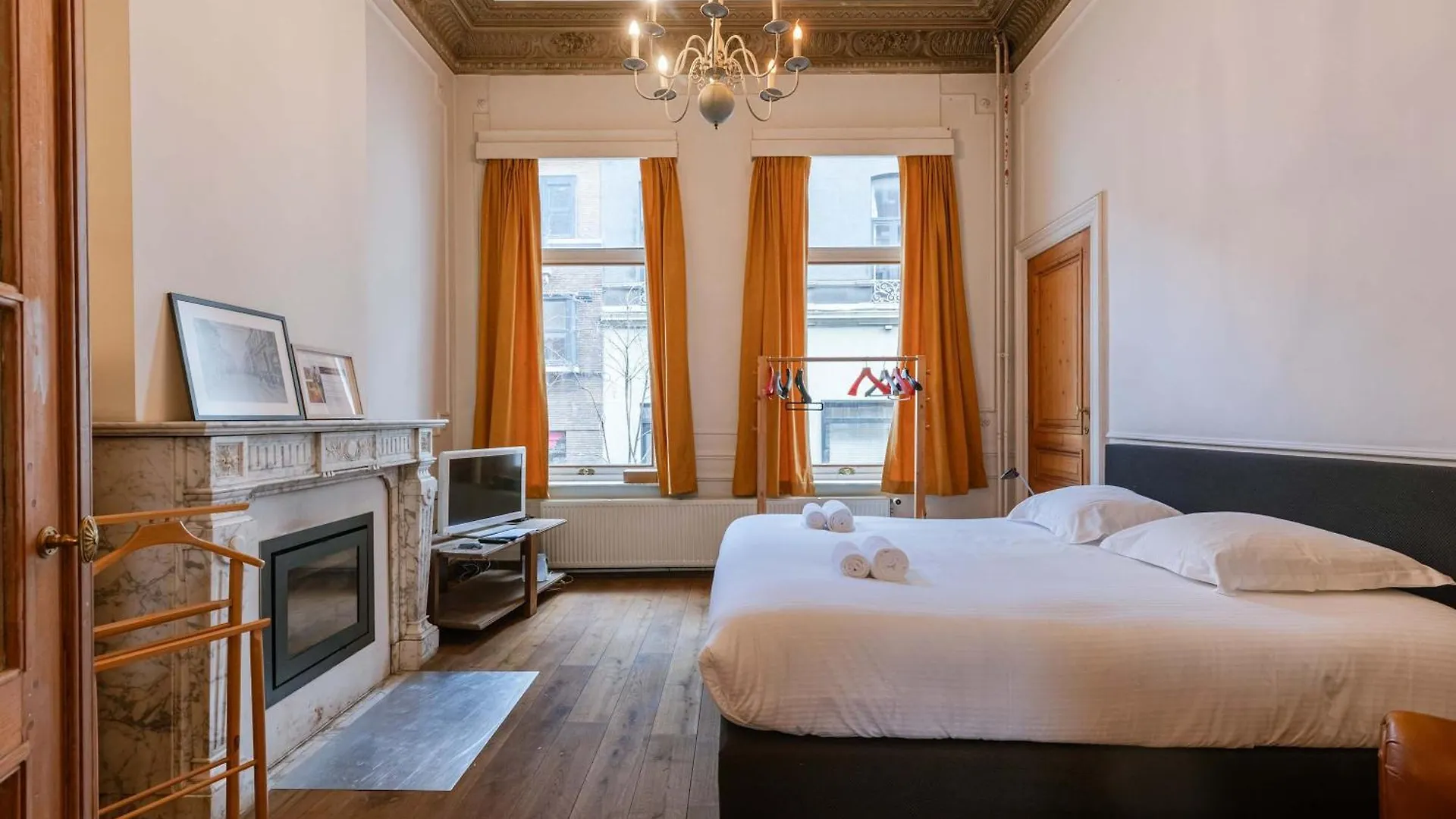 Huswell - Stay At Cape Montigny In Ghent Belgium