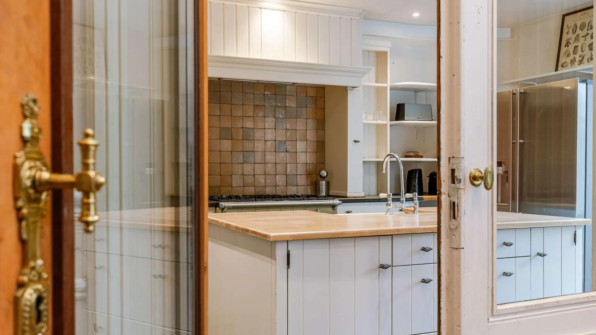 Huswell - Stay At Cape Montigny In Ghent location